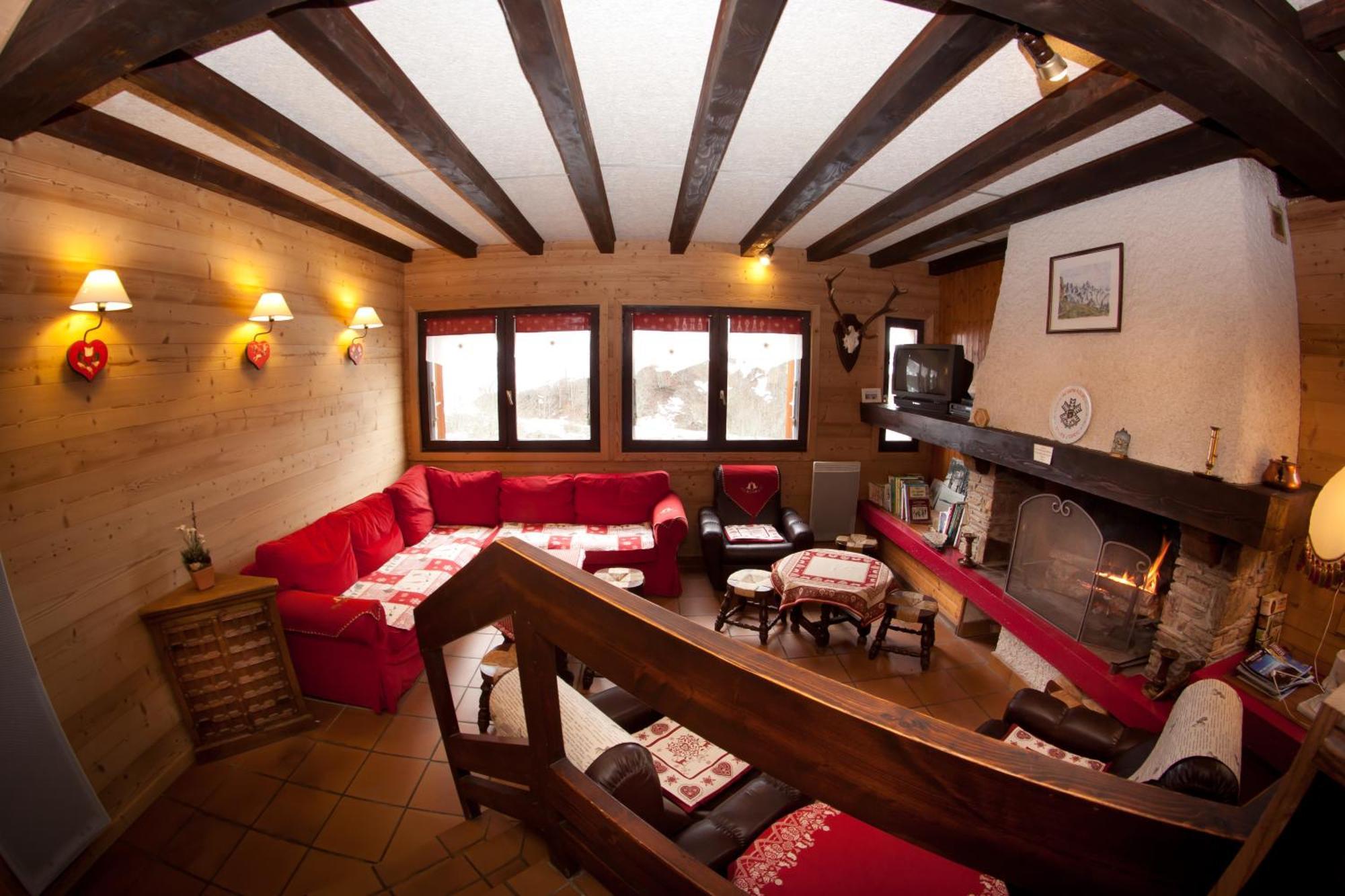 Hotel - Restaurant - Bar - Le Sapin Fleuri Bourg d'Oueil Экстерьер фото