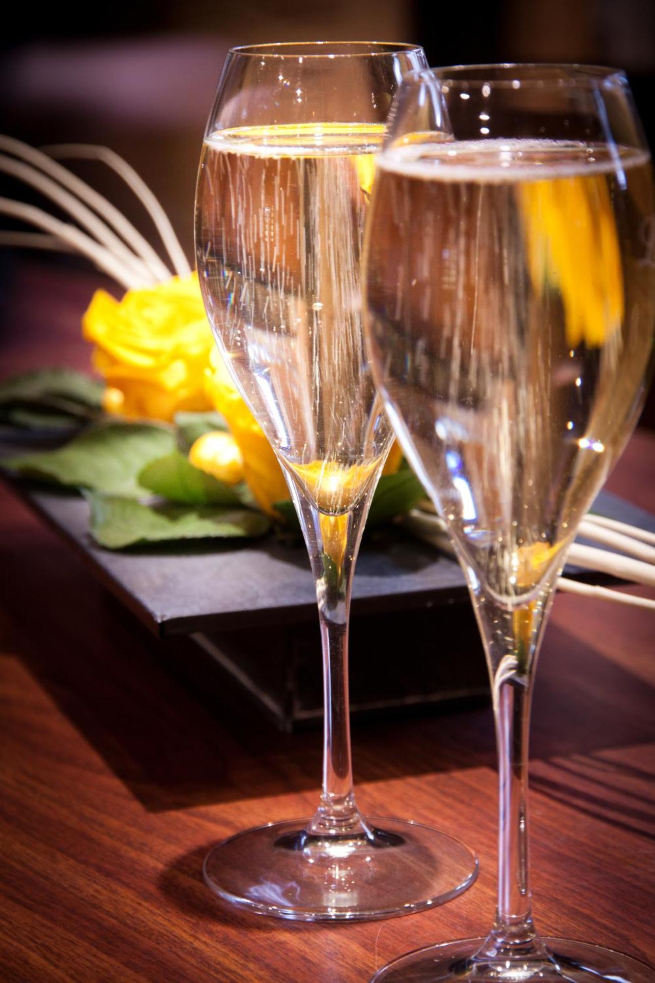 Hotel - Restaurant - Bar - Le Sapin Fleuri Bourg d'Oueil Экстерьер фото